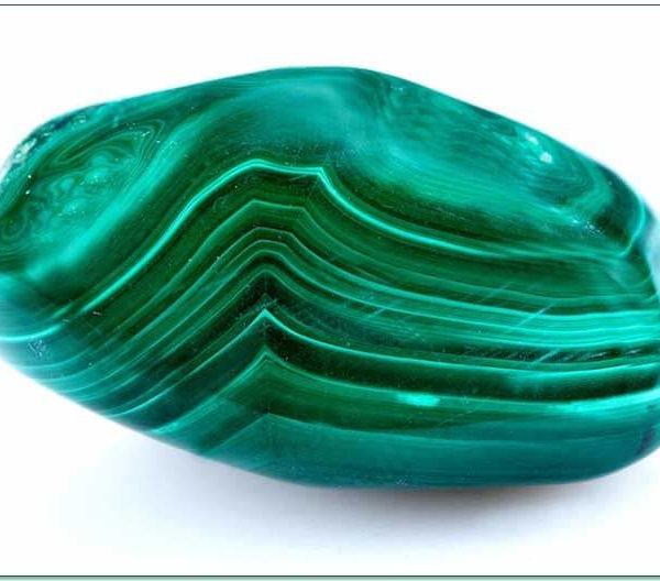 La malachite… Une protection puissante aide l’imagination, l’intuition et la créativité